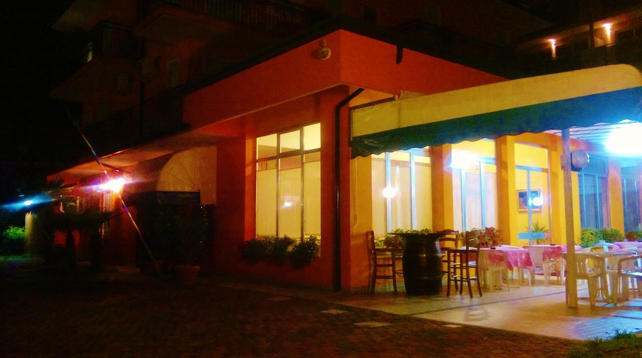 Albergo Da Stefano Eraclea Exteriér fotografie